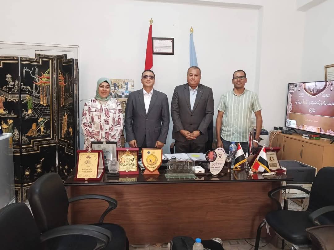 Matrouh University discusses cooperation with the Youth and Sports Directorate